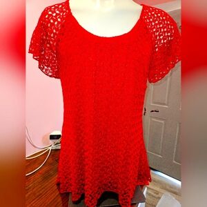 Brittany Black red top
